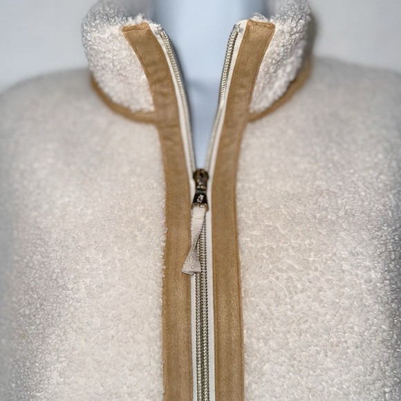 Tommy Bahama Sherpa Vest Womens Faux Suede Trim Coconut Cream size XS - Picture 5 of 14